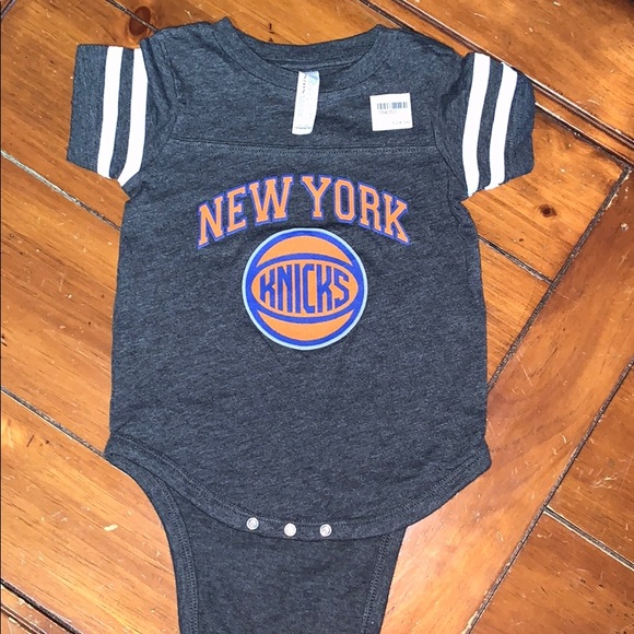 NWT knicks onesie - Picture 1 of 5